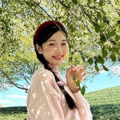 淡蓝琥珀